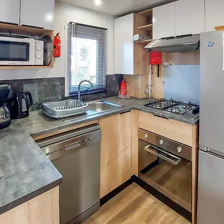 Stacaravan In 3* 波讷地区圣朱利安