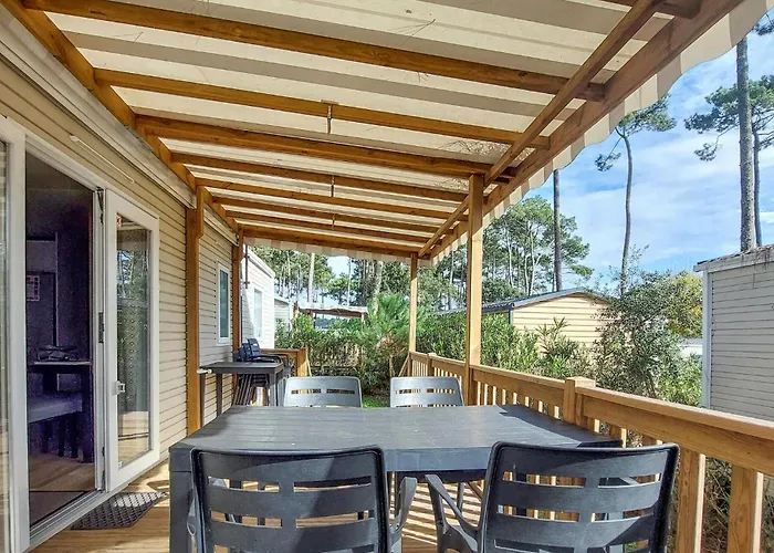 Stacaravan In 3* 波讷地区圣朱利安