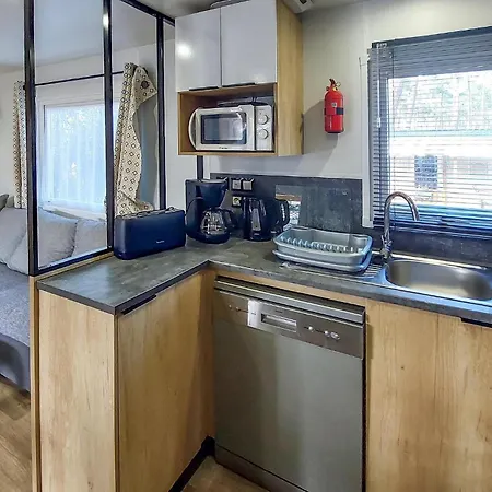 Stacaravan In Saint-Julien-en-Born